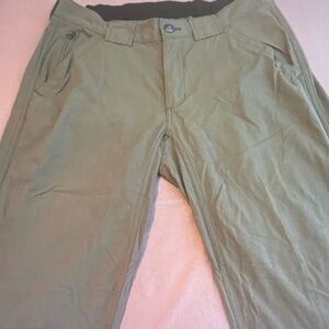Pre-owned Duluth Trading Co Olive Nylon Hiking Pant - M